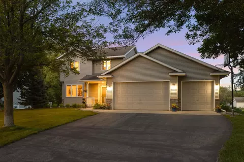 19142 Evenston Dr, Farmington, MN 55024