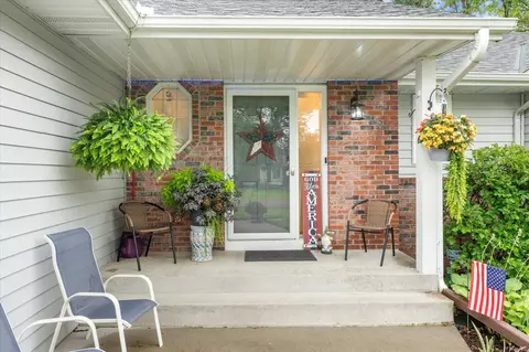1304 18th Ave SE, Forest Lake, MN 55025