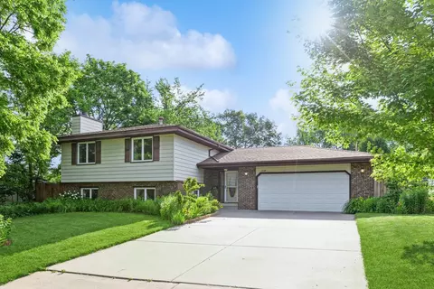 1218 Ottawa Ave, West Saint Paul, MN 55118