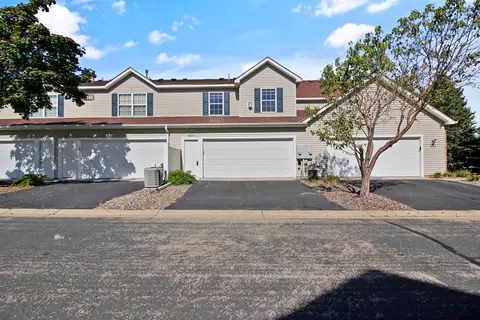 11340 Aberdeen Cir NE #E, Blaine, MN 55449