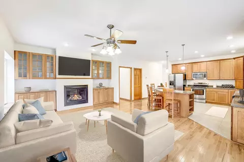 6939 Garfield Trl, Faribault, MN 55021 photo 8