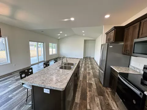 860 9th St NW, Perham, MN 56573 photo 12