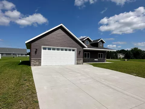 860 9th St NW, Perham, MN 56573 photo 3