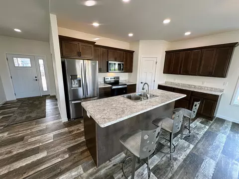 860 9th St NW, Perham, MN 56573 photo 10