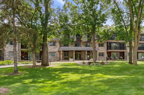 260 Westview Dr #311, West Saint Paul, MN 55118
