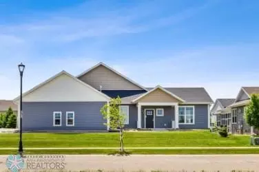 4920 Avery Ln S, Fargo, ND 58104