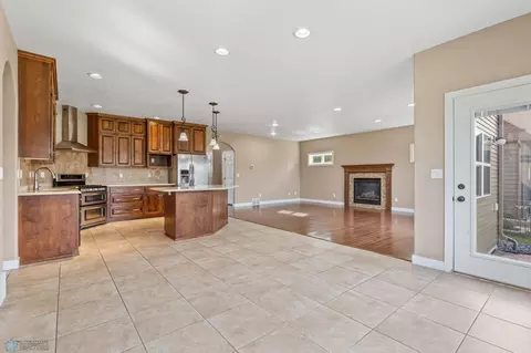 6054 Silverleaf Dr S, Fargo, ND 58104 photo 22