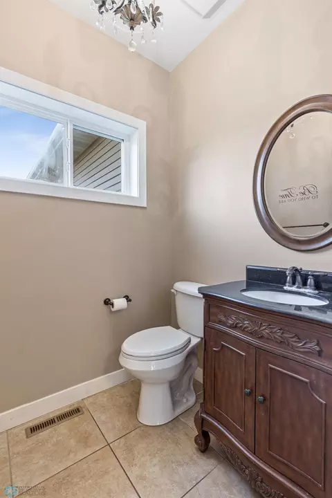 6054 Silverleaf Dr S, Fargo, ND 58104 photo 25