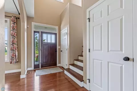 6054 Silverleaf Dr S, Fargo, ND 58104 photo 7