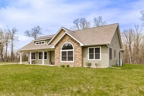 5689 N Cloquet Rd, Duluth, MN 55810