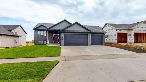 1845 Brandt Dr NE, Byron, MN 55920