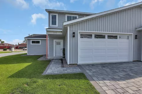 325 Martinson Blvd, Spicer, MN 56288