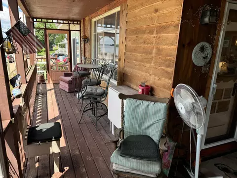 609 N Main St, Alma, WI 54610 photo 3