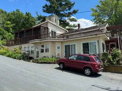 609 N Main St, Alma, WI 54610 photo 2