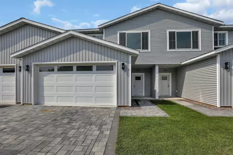 328 Martinson Blvd, Spicer, MN 56288