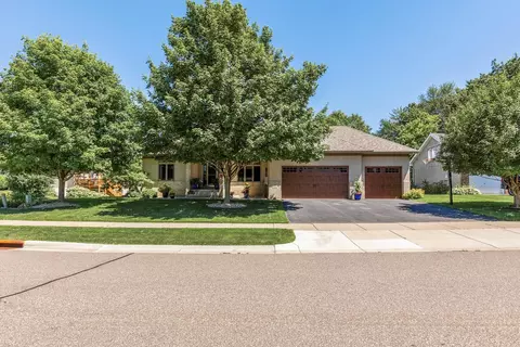 18391 Gladstone Blvd N, Maple Grove, MN 55311