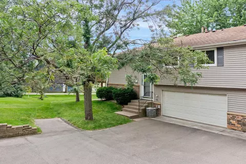 1165 Timbershore Ln, Eagan, MN 55123 photo 44
