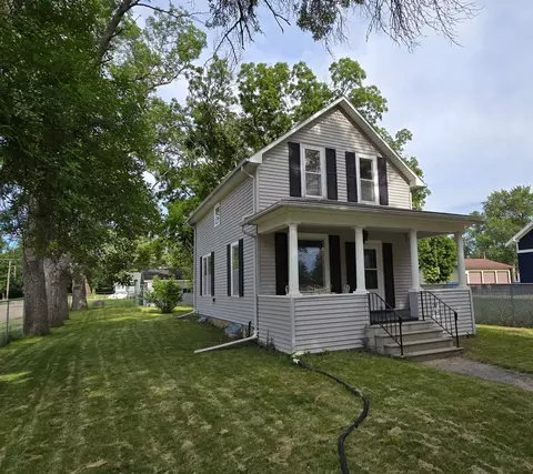 803 2nd Ave SW, Pipestone, MN 56164