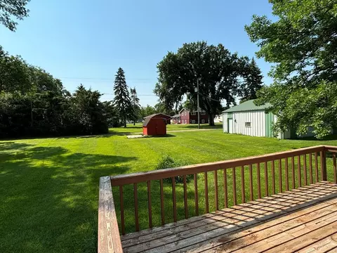 308 6th St E, Herman, MN 56248 photo 4