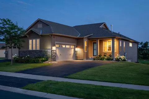 6329 W 133rd St, Savage, MN 55378