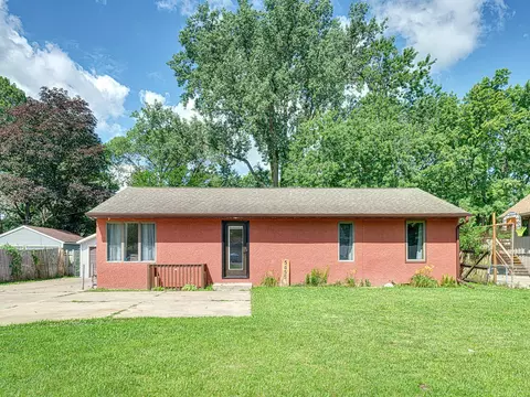 5455 Adams St, Mounds View, MN 55112