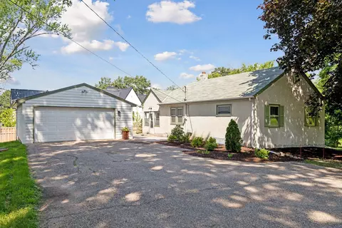 3235 Lexington Ave N, Arden Hills, MN 55126