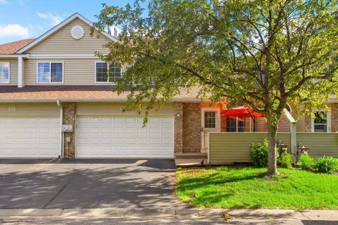 3225 Pecks Woods Turn, New Brighton, MN 55112