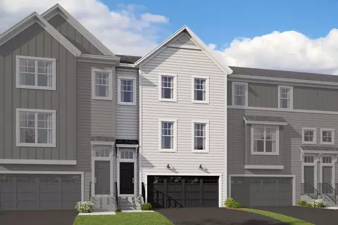 8672 Kenyon Ct NE #B, Blaine, MN 55449