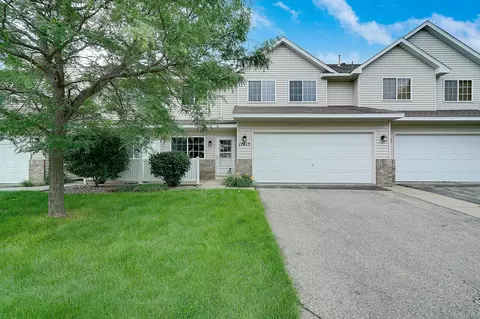17415 Glacier Way, Lakeville, MN 55044