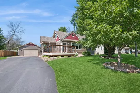 5 Pine Dr, Circle Pines, MN 55014 photo 2