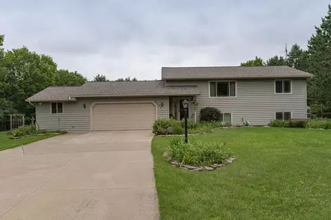 4565 Sandywood Ct SE, Rochester, MN 55904