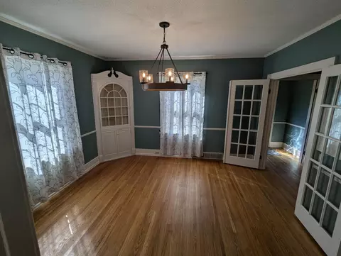 105 S High St, Marshall, MN 56258 photo 9