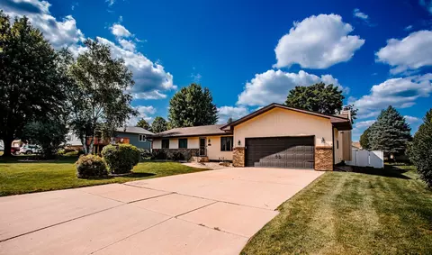 1102 22nd Ave SW, Austin, MN 55912