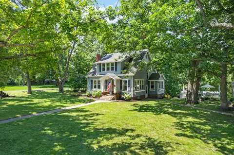 29070 Old Towne Rd, Chisago City, MN 55013