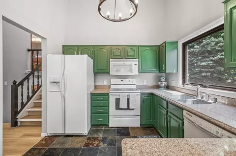 4878 Richard Ln, Eagan, MN 55122 photo 12