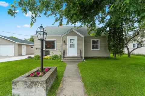 403 Lincoln Ave SE, Bemidji, MN 56601