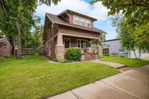 10 7th St NW, Faribault, MN 55021
