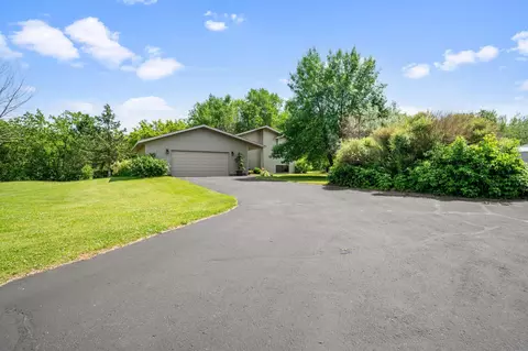 312 Skiview Ave, Coleraine, MN 55722