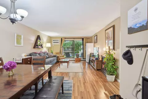 1871 Silver Bell Rd #108, Eagan, MN 55122