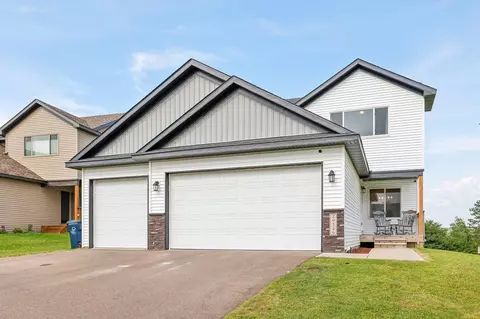 29349 Wildwood Rd, Chisago City, MN 55013