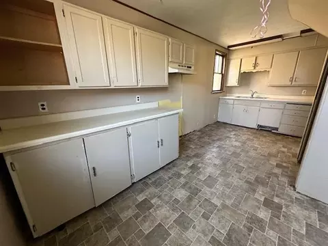 825 E Chapman St, Ely, MN 55731 photo 4