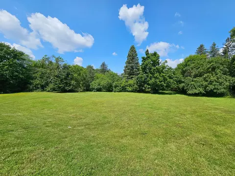 23237 Cross Dr, Deerwood, MN 56444