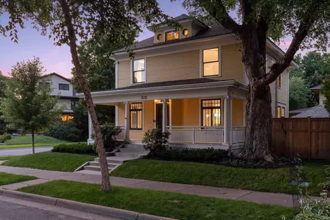 1526 W 25th St, Minneapolis, MN 55405