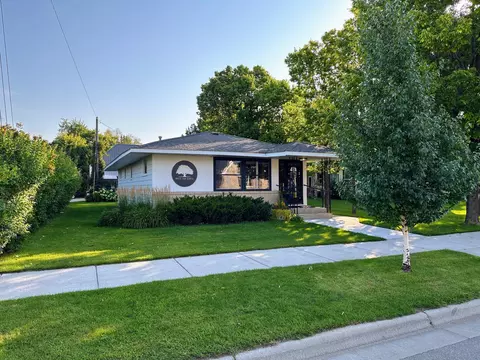 135 3rd St NE, Perham, MN 56573 photo 5