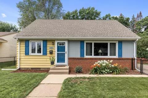 439 17th Ave N, South Saint Paul, MN 55075