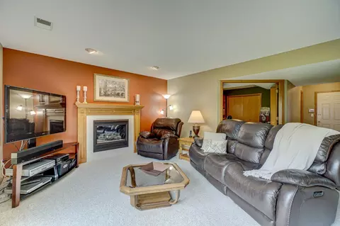 217 Pendryn Hill Alcove, Woodbury, MN 55125