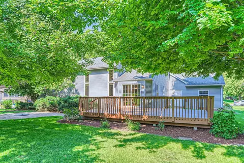 592 Coventry Pkwy, Eagan, MN 55123 photo 25