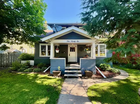 526 W Alcott Ave, Fergus Falls, MN 56537
