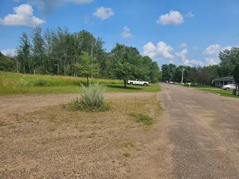 343 2nd St NW, Crosby, MN 56441