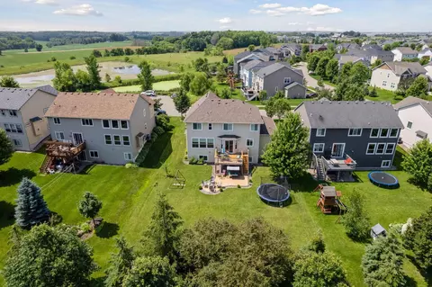 3679 Windmill Curv, Woodbury, MN 55129